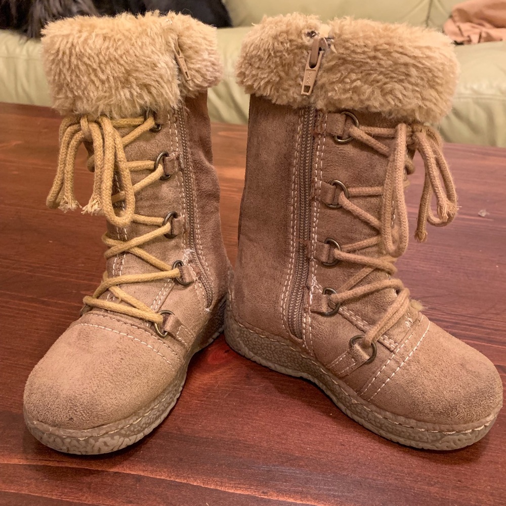 Stevie’s girl’s boots